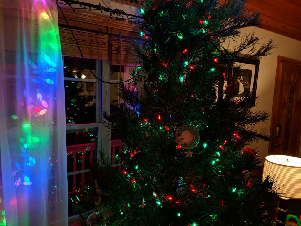 C9 diffusers on Christmas tree